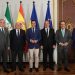 El presidente de la Junta de Andalucía muestra su apoyo a los congresos de Farmacia de Sevilla