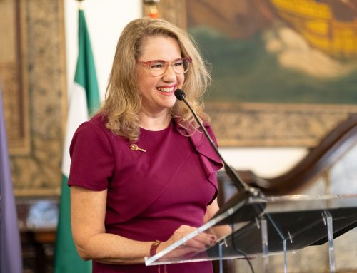 Los farmacéuticos de Sevilla celebran el Pregón a la Inmaculada Concepción, patrona de la profesión farmacéutica