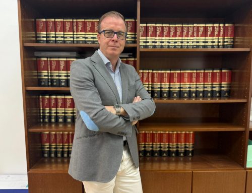 Pablo Martín Pelegrín, gerente del Colegio Oficial de Farmacéuticos de Sevilla: «Adaptarnos a las necesidades de este siglo y de los colegiados es la base de todo»