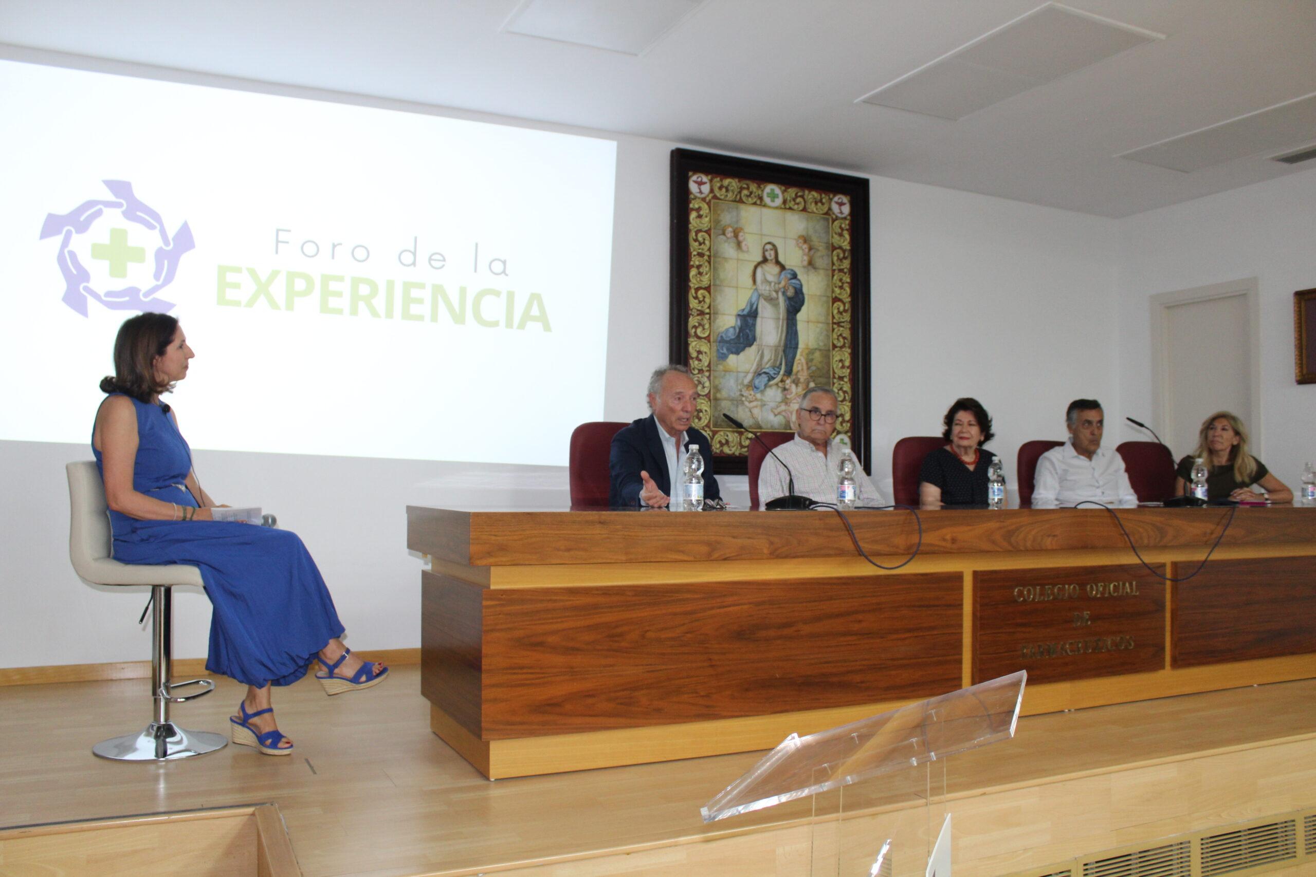 Presentación del Foro de la Experiencia en el Colegio Oficial de Farmacéuticos de Sevilla